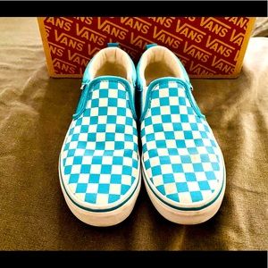 ✨Girls Checkerboard Vans (size 3youth)✨